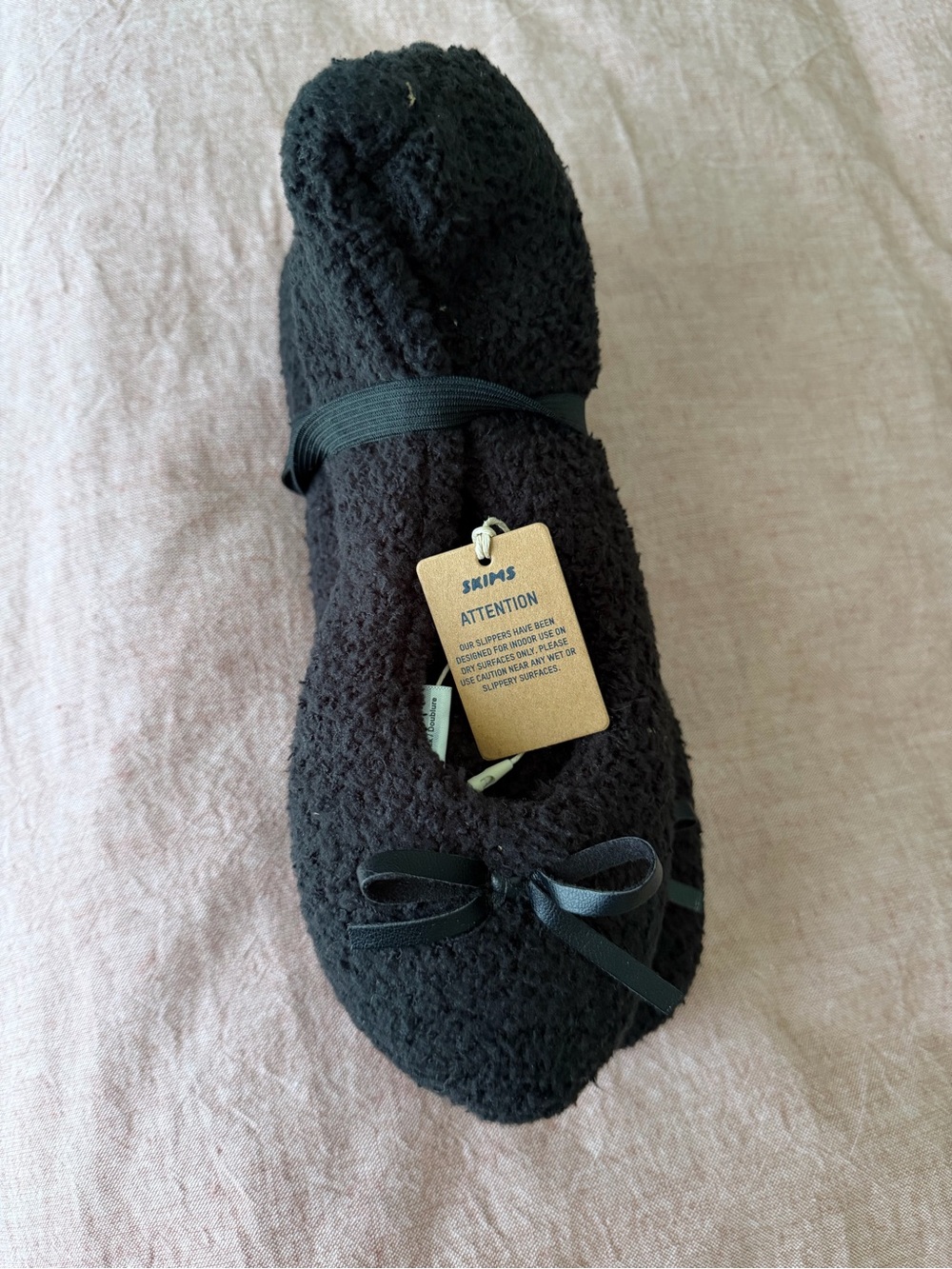 SKIMS Black Cozy Ballet Shoe Slippers with Bow - EU37